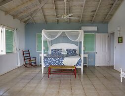 Zephyr Hill - 2 bedroom Villa with awe inspiring views 2 Villa by RedA