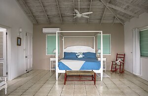 Zephyr Hill - 2 bedroom Villa with awe inspiring views 2 Villa by RedA