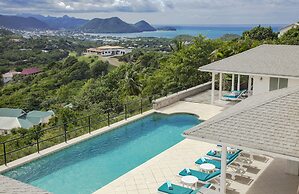 Zephyr Hill - 2 bedroom Villa with awe inspiring views 2 Villa by RedA