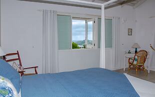 Zephyr Hill - 2 bedroom Villa with awe inspiring views 2 Villa by RedA