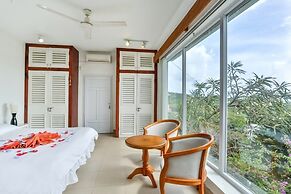 Hilltop Villa With Great Views Out To Sea - Villa Cadasse 3 Bedroom Vi