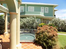 The Pelican #3 - Spacious 2 bedroom 2.5 bath waterfront townhome in th