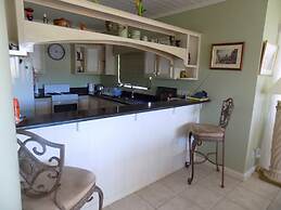 The Pelican #3 - Spacious 3 bedroom 2.5 bath waterfront townhome in th