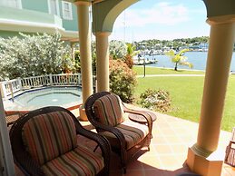 The Pelican #3 - Spacious 3 bedroom 2.5 bath waterfront townhome in th