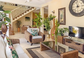 Newly Renovated 3-bed Spacious Family Home - Villa Decaj 3 Bedroom Hom