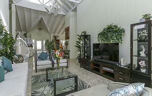 Newly Renovated 3-bed Spacious Family Home - Villa Decaj 3 Bedroom Hom