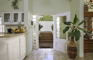 Newly Renovated 3-bed Spacious Family Home - Villa Decaj 3 Bedroom Hom