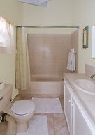 Newly Renovated 3-bed Spacious Family Home - Villa Decaj 3 Bedroom Hom