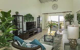 Newly Renovated 3-bed Spacious Family Home - Villa Decaj 3 Bedroom Hom