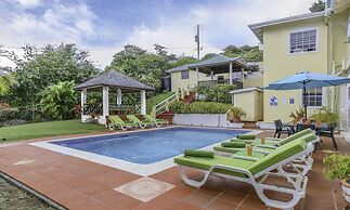 Newly Renovated 3-bed Spacious Family Home - Villa Decaj 3 Bedroom Hom