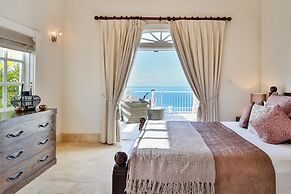 Cayman Villa - Contemporary 3 bedroom Villa with Stunning Ocean Views 