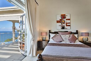 Cayman Villa - Contemporary 3 bedroom Villa with Stunning Ocean Views 