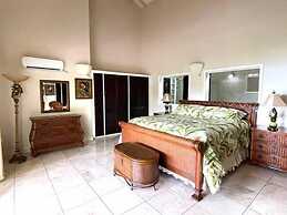 Beautiful 5-Bedroom Villa Ashiana in Marigot Bay 5 Villa by RedAwning