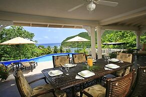 Beautiful 5-Bedroom Villa Ashiana in Marigot Bay 5 Villa by RedAwning