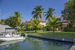 The Anchorage #5 a 2 bedroom Waterfront Condo in Rodney Bay 2 Condo by