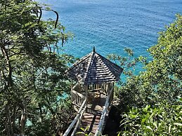 Smuggler's Nest - Exotic & Romantic Villa 2 Bedroom Villa by RedAwning