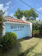 Bay View #7 Is A 2-bed, 3.5-bath Waterfront Townhouse In A Gated Commu