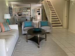 Bay View #7 Is A 2-bed, 3.5-bath Waterfront Townhouse In A Gated Commu