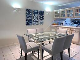 Bay View #7 Is A 2-bed, 3.5-bath Waterfront Townhouse In A Gated Commu