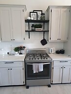 The Lane @ Rodney Bay - Newly renovated & tastefully furnished 3 bedro