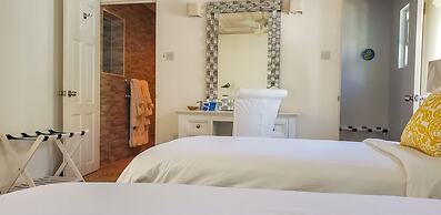 Beautiful cliffside 3 bedroom villa - Saline Reef 3 Villa by RedAwning