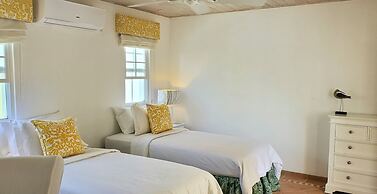 Beautiful cliffside 3 bedroom villa - Saline Reef 3 Villa by RedAwning