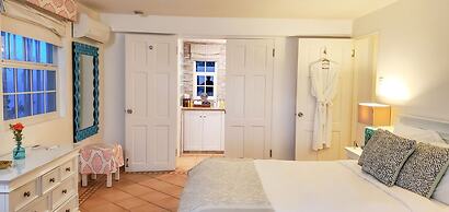 Beautiful cliffside 3 bedroom villa - Saline Reef 3 Villa by RedAwning