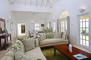 Sprawling Villa With Uninterrupted Sea Views - Equinox 4 Bedroom Villa
