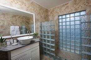 Sprawling Villa With Uninterrupted Sea Views - Equinox 4 Bedroom Villa