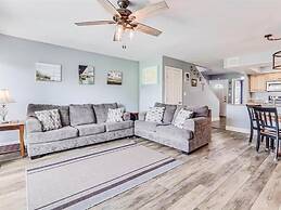 Sunset Breeze 3 Bedroom Condo by RedAwning