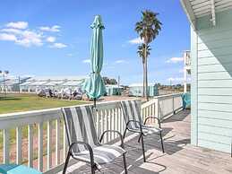 Sunset Breeze 3 Bedroom Condo by RedAwning