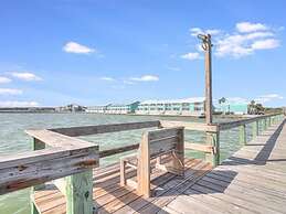 Sunset Breeze 3 Bedroom Condo by RedAwning