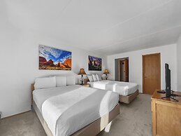 Sl299 Spruce Lodge 2br 2ba 2 Bedroom Condo by RedAwning