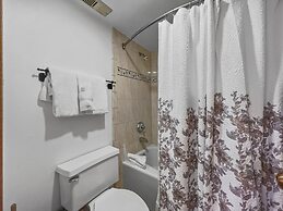 Sl299 Spruce Lodge 2br 2ba 2 Bedroom Condo by RedAwning