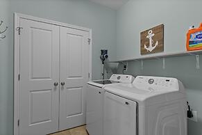 Slack Tide 3 Bedroom Condo by RedAwning