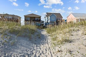 Slack Tide 3 Bedroom Condo by RedAwning