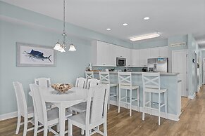 Slack Tide 3 Bedroom Condo by RedAwning