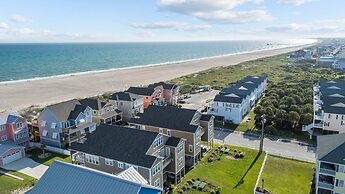 Slack Tide 3 Bedroom Condo by RedAwning