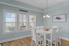 Slack Tide 3 Bedroom Condo by RedAwning