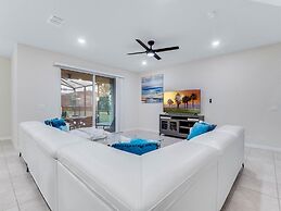 5 Bed Bliss At Solterra By Shine Villas 121 5 Bedroom Villa