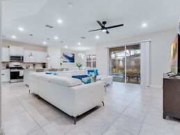 5 Bed Bliss At Solterra By Shine Villas 121 5 Bedroom Villa