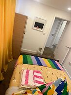 London Glamour Apartment Two