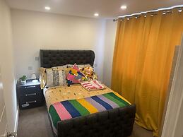 London Glamour Apartment Two