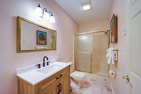 Immaculate Boone Villa w/ Entertainment Lounge!