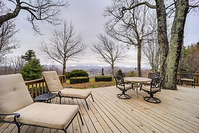 Immaculate Boone Villa w/ Entertainment Lounge!