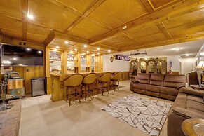 Immaculate Boone Villa w/ Entertainment Lounge!