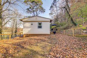 Knoxville Cottage w/ Fenced Yard, Pet Friendly!