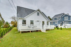 Airy West Cape May Cottage < 1 Mi to Beach!