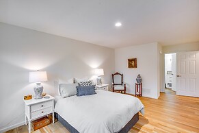 Airy West Cape May Cottage < 1 Mi to Beach!