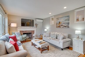 Chatham Getaway w/ Trail Access, 2 Mi to Beaches!